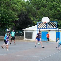 Camping La Pinède