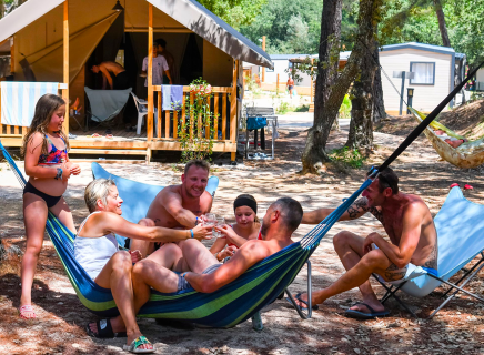 Hangmat op de camping